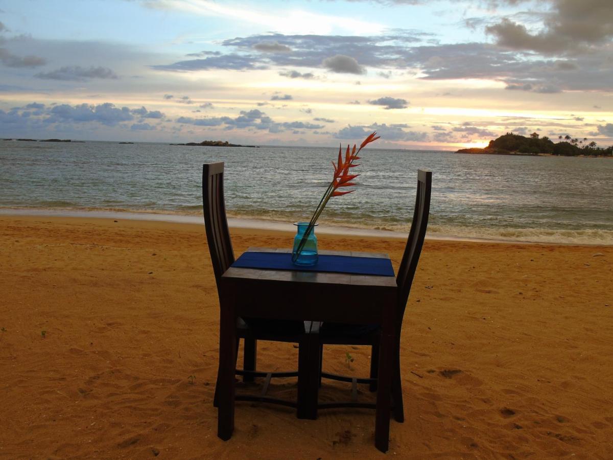 Banana Beach Унаватуна Экстерьер фото
